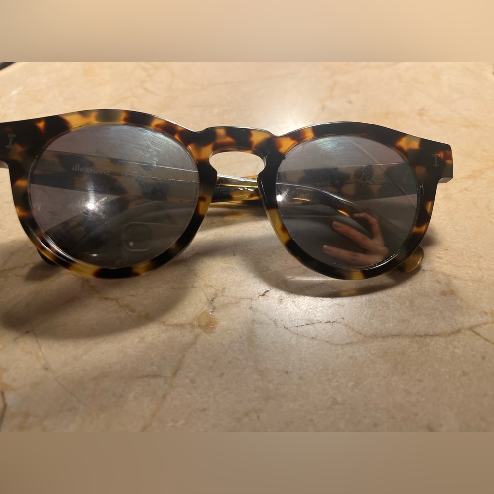 Illesteva sunglasses